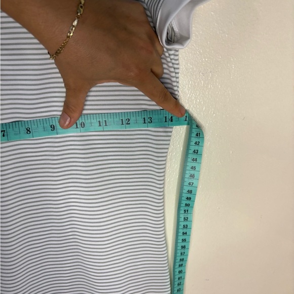 (Not AVAILABLE)Nike Golf White and Gray Striped Polo(0012) - Picture 9 of 10